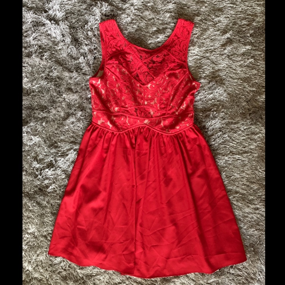 GIANNI BINI Red Lace Cut Out Dress Medium Cocktail